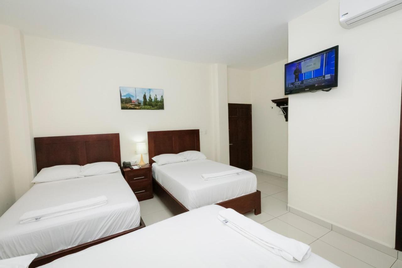 Hotel Mediterraneo Inn Santa Rosa de Lima ภายนอก รูปภาพ